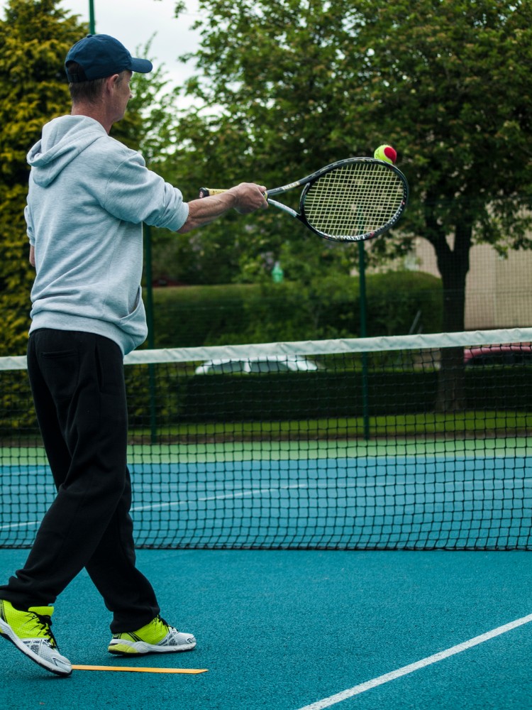 John Mooney coaches at Glasgow Life’s Tennis Recovery group. Photo: Eleanor Susan Lim