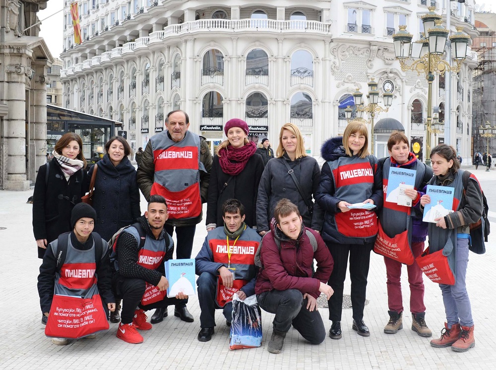 Moracanin and Ibraimoski with Lice v Lice staff and vendors