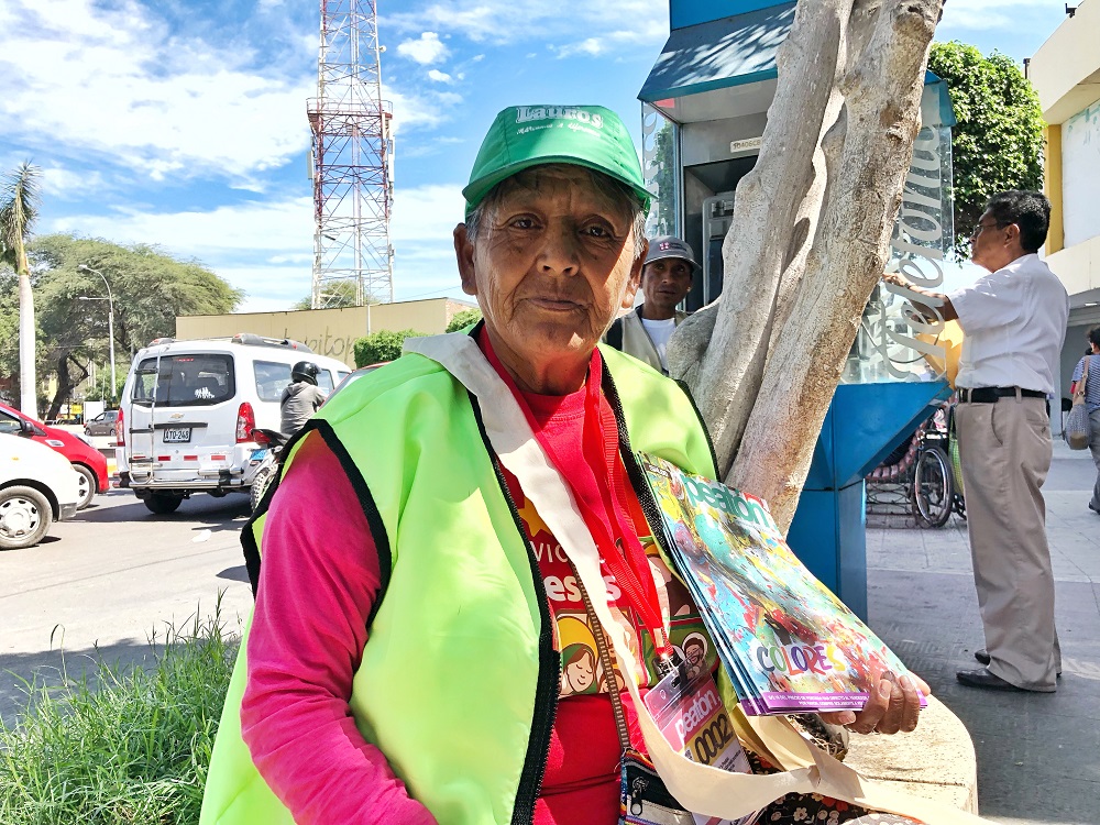 Peatón vendor Eremia. [Courtesy of Jorge Ledesma / Peatón]