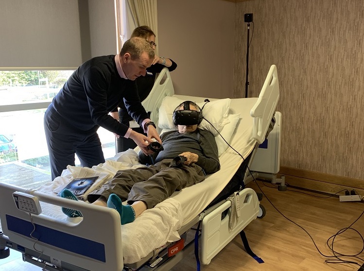 Viarama's VR technology being used at St. Columba's Hospice in Edinburgh. [Photo courtesy of Viarama]