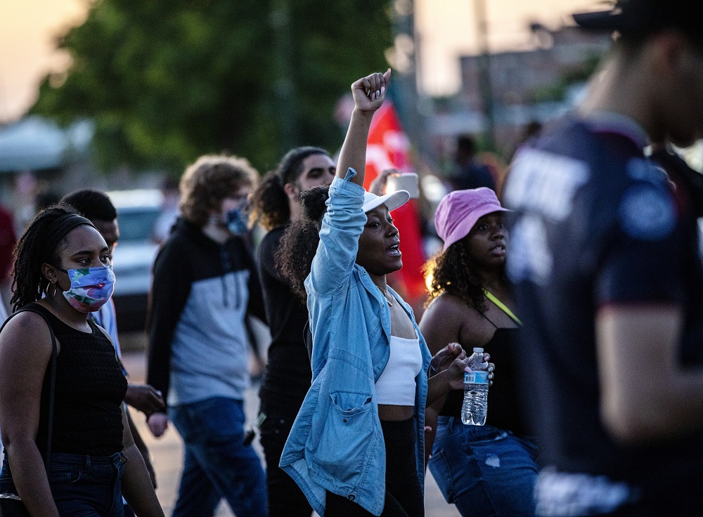 Protestors in Oklahoma City shut down a busy intersection during a demonstration on May 30, 2020. Photo by Nathan Poppe, The Curbside Chronicle.