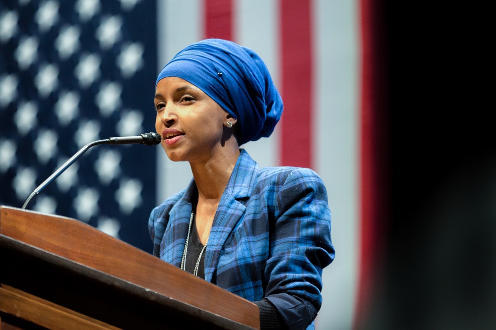 Somali American candidate for Minnesota State Representative, Ilhan Omar speaking at a Hillary for MN event at the U of MN. [Credit: Lorie Shaull / CC BY-SA 2.0]